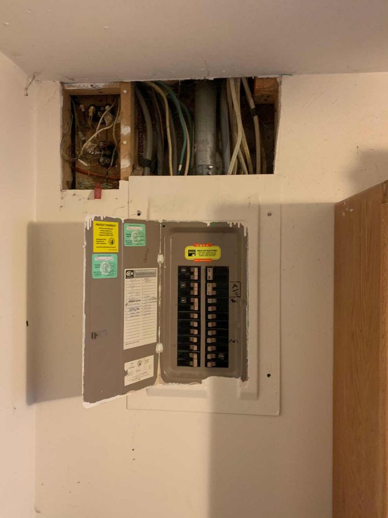 electrician-services-00052-768x1024